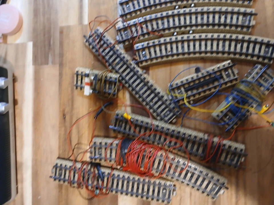 Gran Lote Más de 125 Piezas Modelo Marklin Tren Vía. Buen estado. Ver fotos Foto 4 de 4