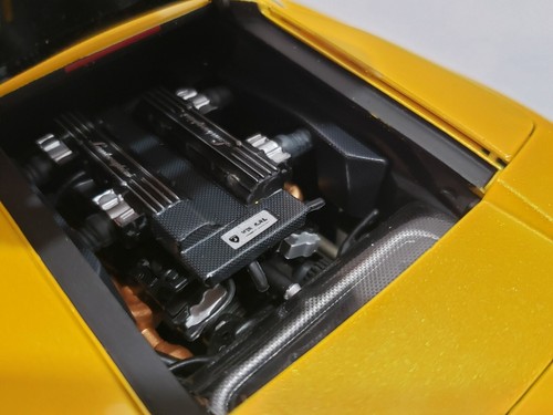 1:18 AUTOart Lamborghini Murcielago Yellow Diecast Model Car Rare Discontinued - Picture 15 of 17