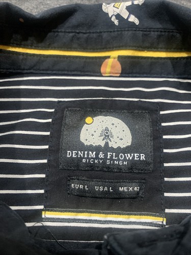 Camisa Denim & Flower Ricky Singh Joven Para Hombre Negra Estampado Espacial S/S Abotonada Talla L - Imagen 7 de 10