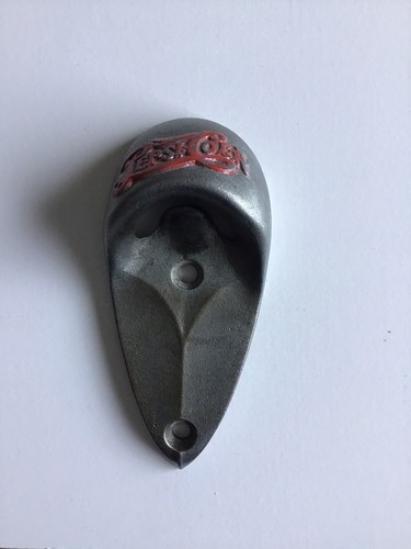 1930 - PEPSI COLA - TEAR DROP - WALL MOUNTED - CAP LIFTER - BOTTLE OPENER - Picture 2 of 11