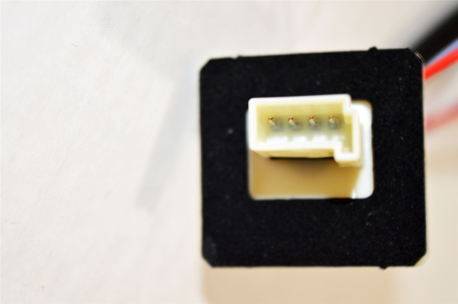 ORIGINAL VAUXHALL ZAFIRA B TAILGATE BOOT OPENING SWITCH NEW 13223919 eBay