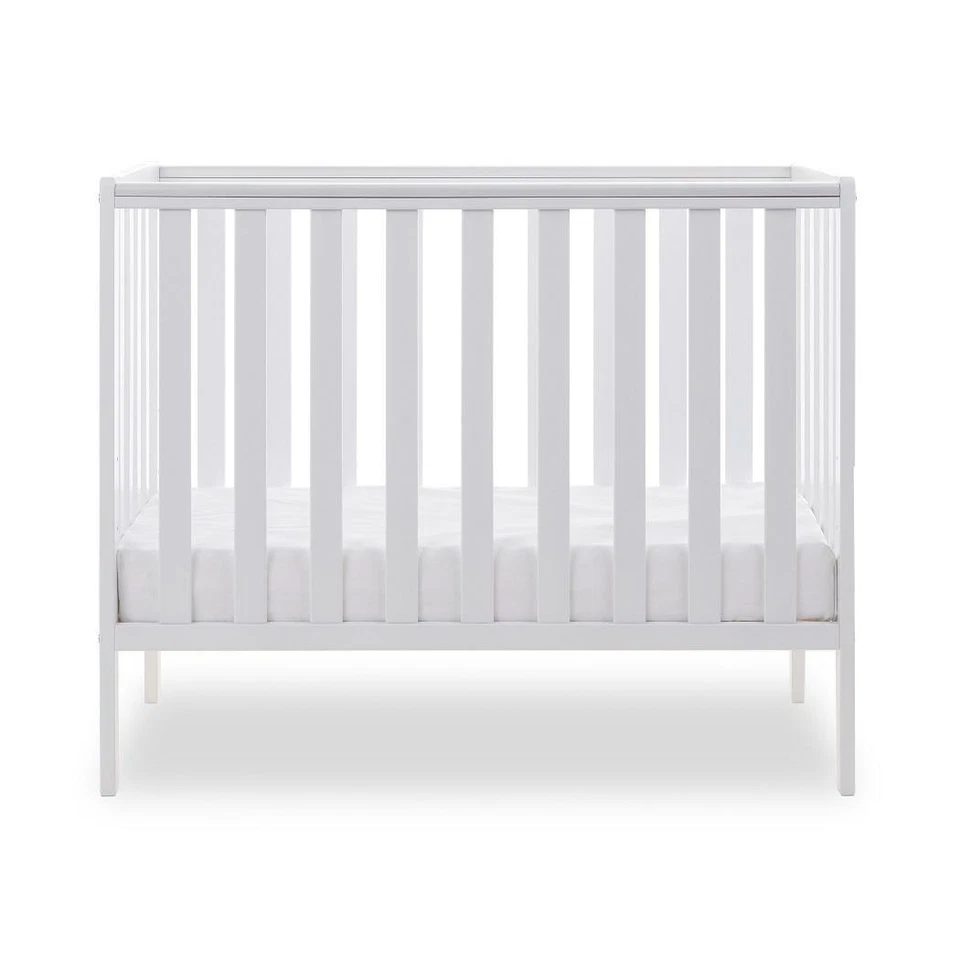 Obaby Bantam Space Saver Cot - White - SPACE SAVER Compact Baby COT - Image 4 of 4