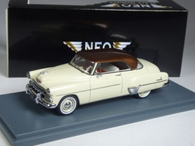 (KI-02-37) Neo Scale Models 44050 Chevrolet De Luxe HT Coupé in 1:43 in OVP