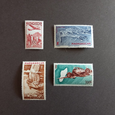 FRANZÖSISCHE KOLONIEN - MADAGASKAR 1944/46 LUFTPOST - NR. 4 SPRACHWERTE MH*