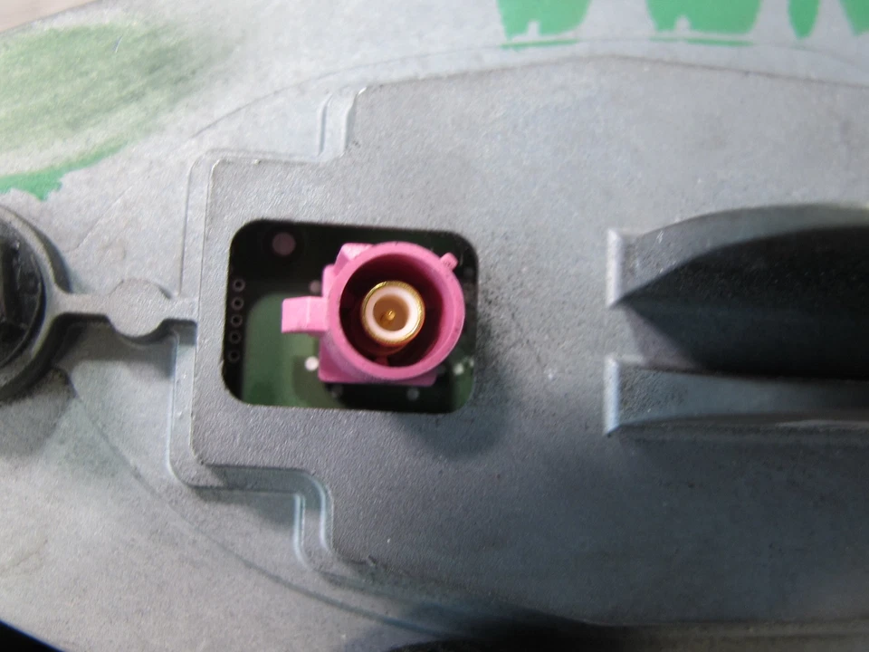 08-13 BMW E88 135i CONVERTIBLE MALETERO TRASERO ALETA DE TIBURÓN ANTENA GRAFITO OEM Foto 4 de 4