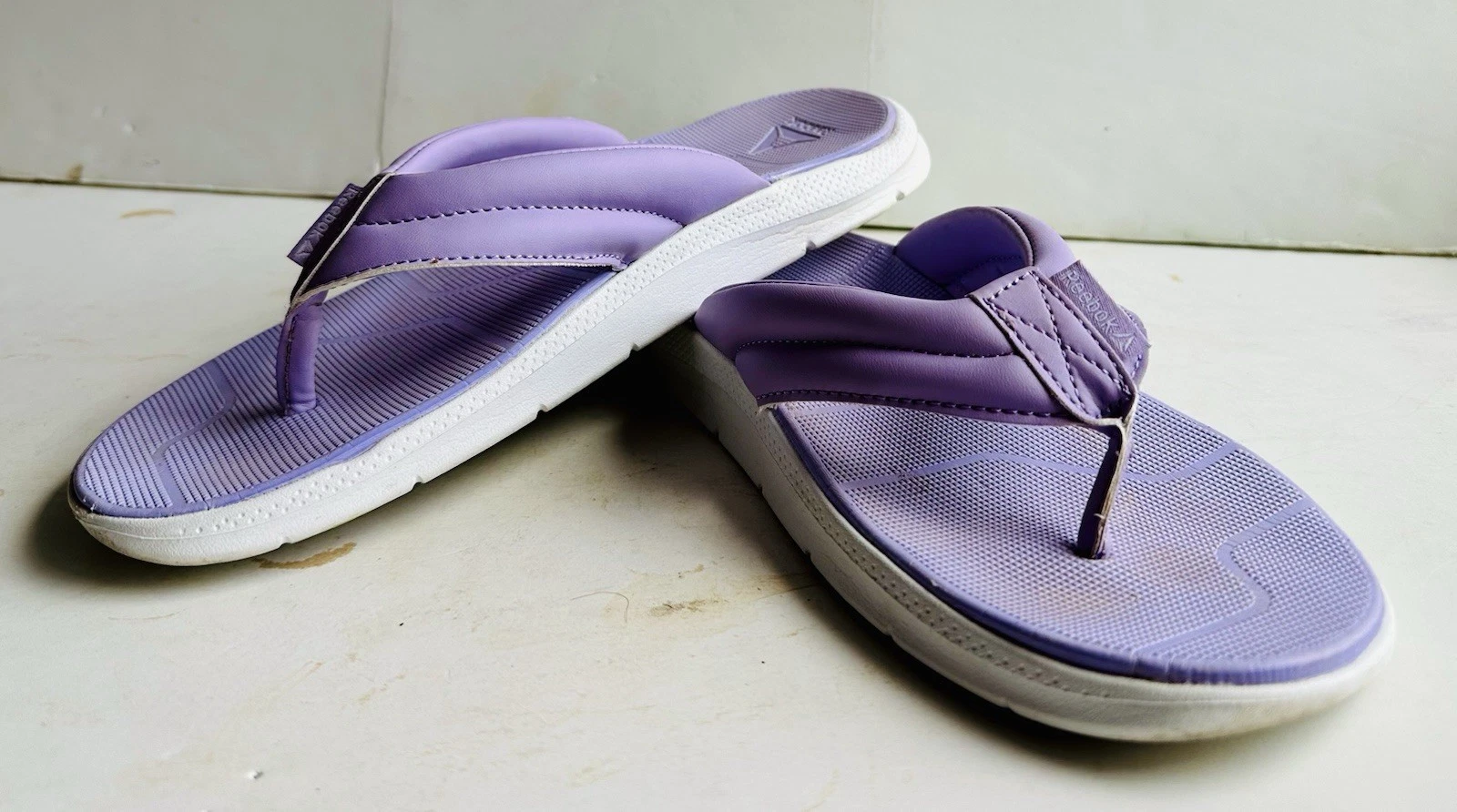 Sandali infradito infradito viola lilla Reebok donna taglia 10