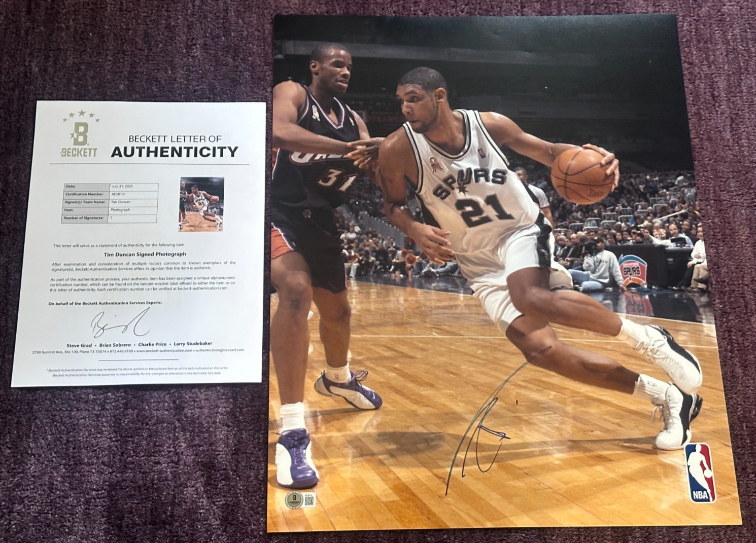 Tim Duncan Autographed Signed San Antonio Spurs 16x20 PHOTO w/ Beckett (BAS) LOA 
