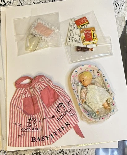 Vintage #953 Mattel Barbie Doll Outfit Babysitter w Accessories Partial 14 Pcs