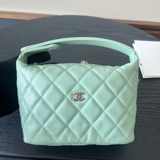 Chanel Small Hobo Light Green Caviar Gold HW Auth