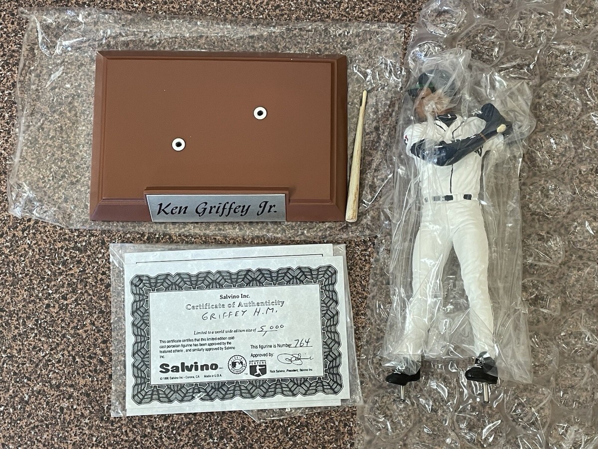 Griffey Jr Salvino 764/5000 Figurine Mariners Home Jersey. Never