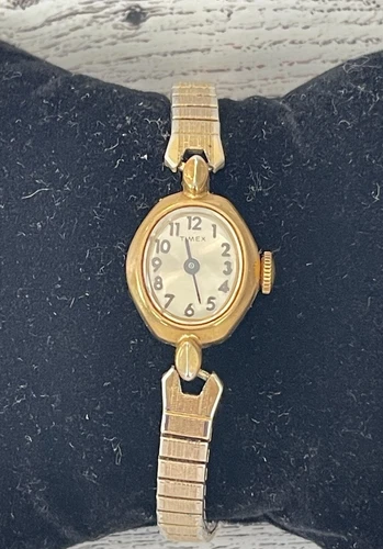 Vintage TIMEX Women’s Watch Gold Tone Stretch Band Needs Batteries Not Tested