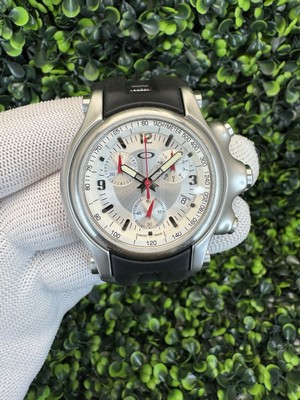 🇨🇦 Oakley 10-216 Holeshot Chronograph 6 hands Collectible Men's