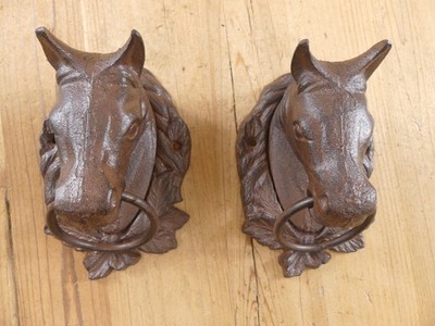 2 Large CAST IRON Horse Heads Head Ring Hitching Post Barn Holder Decor Bathroom