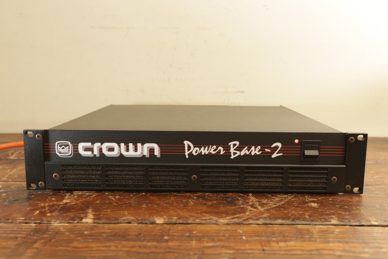 CROWN Power Base 2 TWO CHANNEL AMPLIFIER Sold As Is PARTS REPAIR Powers on