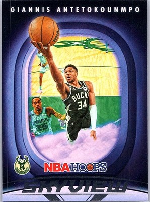 2023-24 Hoops Winter #16 Giannis Antetokounmpo Skyview
