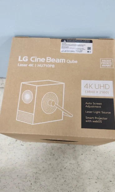 LG CineBeam Qube HU710PB 4K UHD RGB Laser Projector 120" 500 ANSI Home Theater - Image 4 of 4