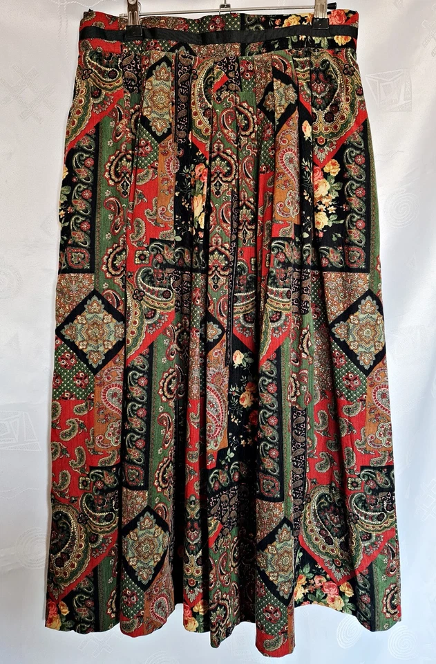 FALDA VINTAGE TRACHTEN OKTOBERFEST DIRNDL TIROL ALGODÓN GEOMÉTRICO MUJER: US14/EU42 Foto 3 de 4
