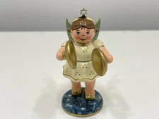 Erzgebirge collector figurine angel Hubrig 6.8 cm. Excellent Condition