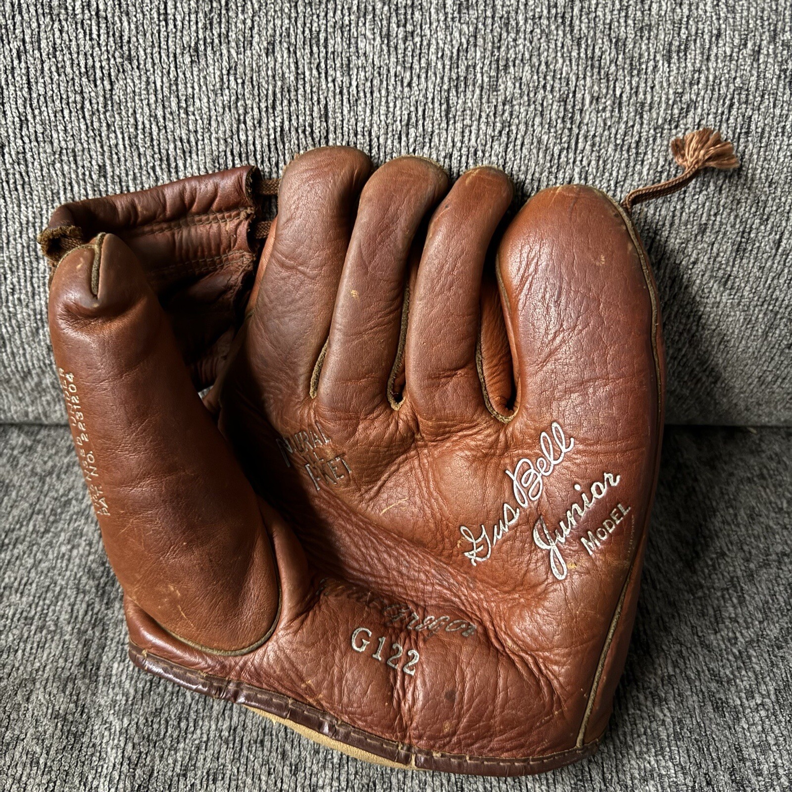 Vintage Macgregor Gus Bell 8” G122 Baseball Glove Junior Model