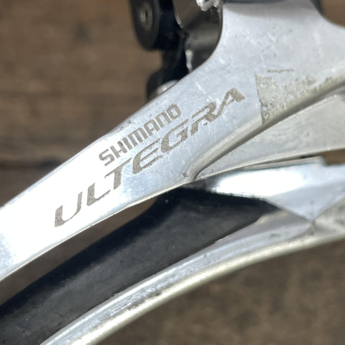 Shimano Ultegra FD-6800 Front Derailleur Braze-On Double 11s Japan