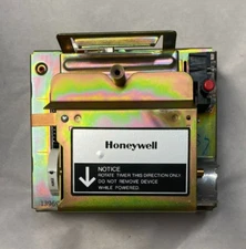 Honeywell Flame Safe Guard (FSG) Programmer #R4140G1015 - New with Box