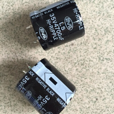 Condensateur électrolytique 4700µF 35V - Aluminium - Format Snap-in 25x25 Mm - 2 Broches - Pour électronique