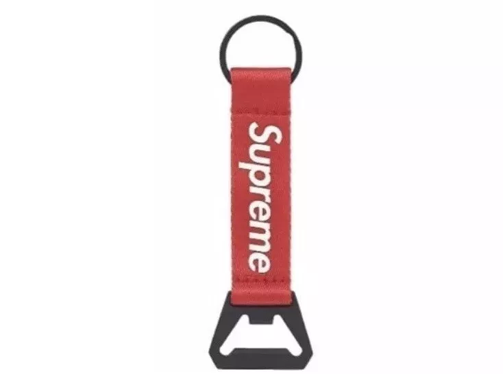 PORTE CLÉS SANGLE OUVRE BOUTEILLE SUPREME FW21 MARQUE ROUGE MÉTAL