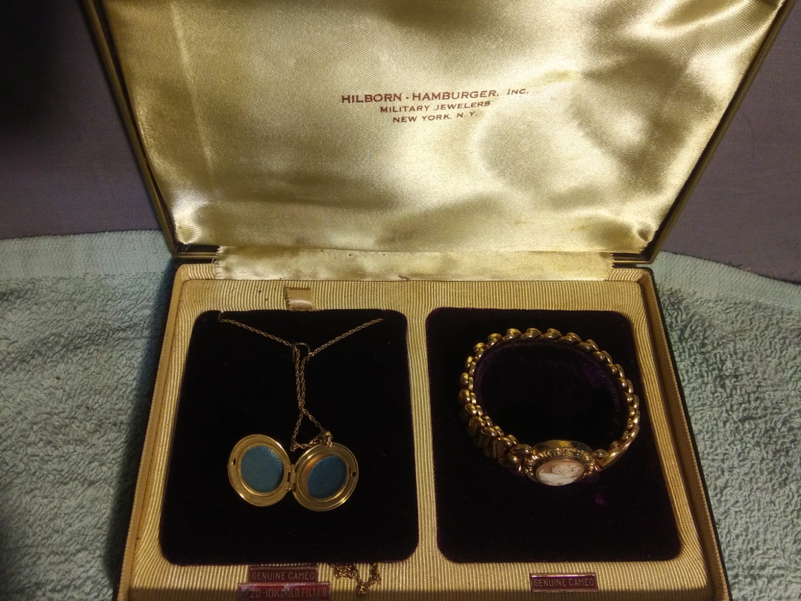 Vintage and Rare Hilborn-Hamburger Inc a Gold Filled Necklas Set with Lined Box