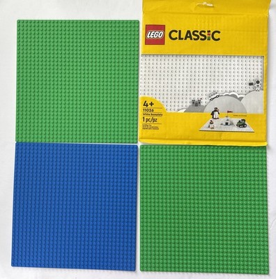LEGO Classic Base Plate LOT 4 pc 10''x10'' 32x32 stud Two Green One White One Blue