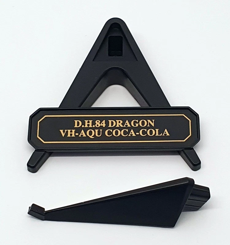 Oxford Diecast 1/72 Scale 72DG002CC - D.H.84 Dragon VH-AQU - Coca Cola - Image 4 of 4