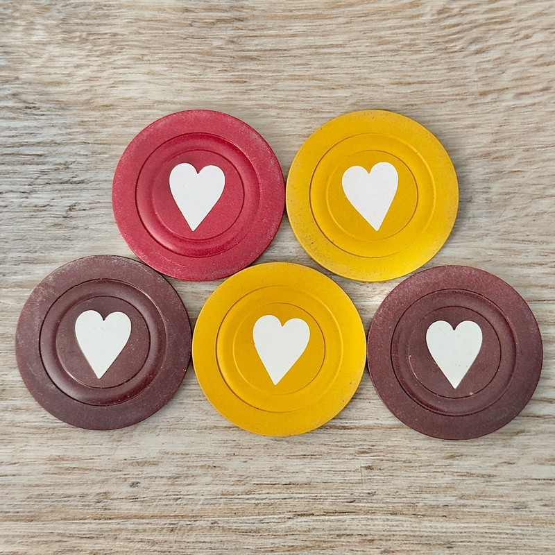 Vintage Inlaid Composite Poker Chips Monarch Brand Heart Design Lot Of 5