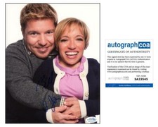 Bill Klein & Jennifer Arnold "The Little Couple" AUTOGRAPHS Signed 8x10 Photo B