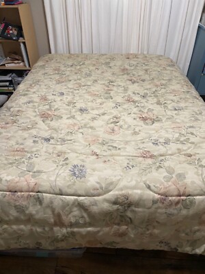 Burlington House King Comforter Ivory Green Blue 110x96