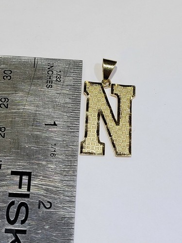 14K Gold Block Initial XL Letter N Charm Pendant - Imagen 5 de 5