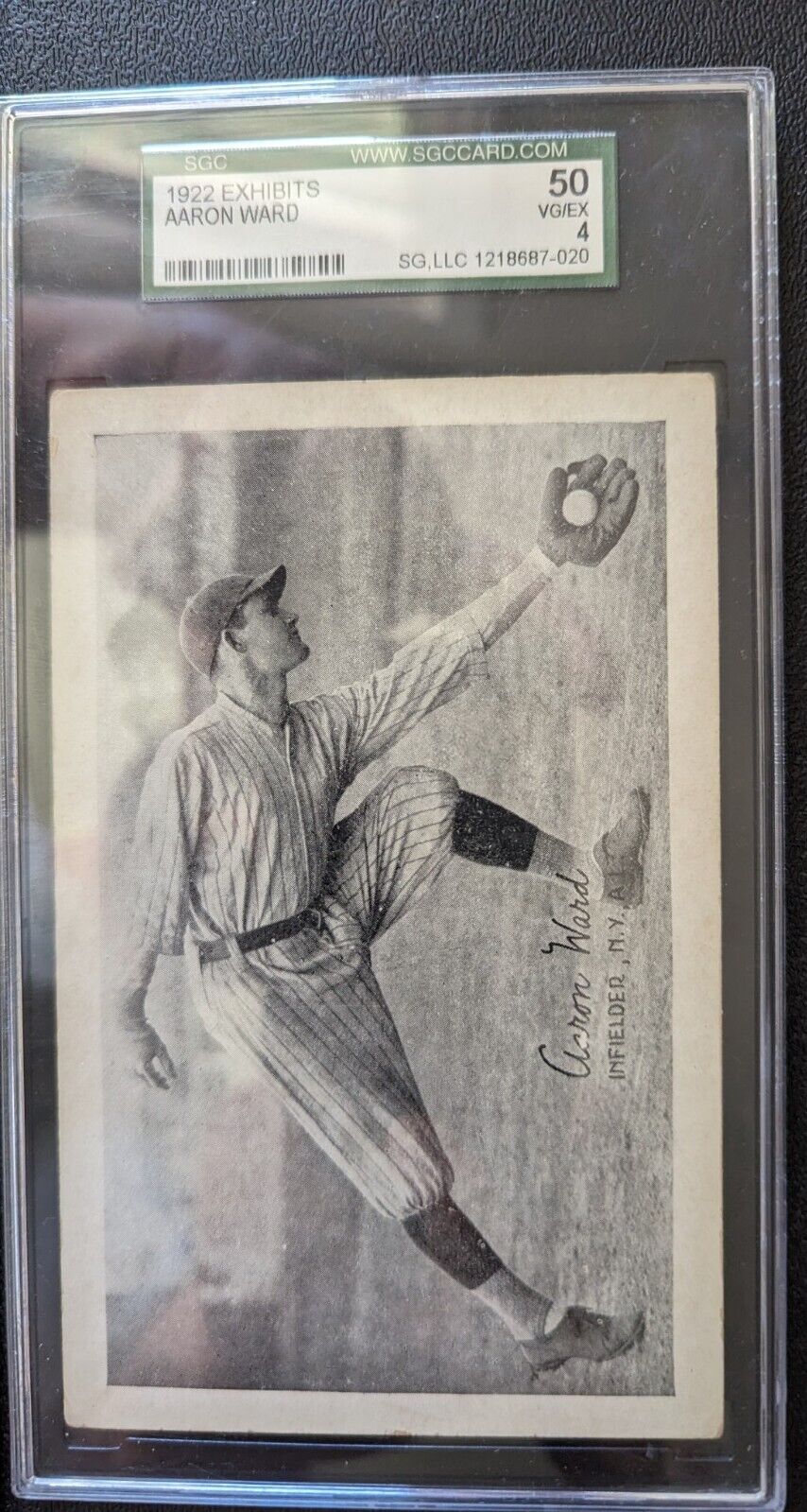 1922 Exhibits Aaron Ward SGC 4 ONE HIGHER Yankees