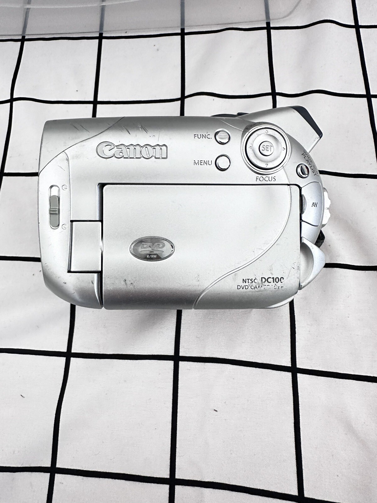 Canon Ntsc Dc100 DVD Camcorder With Charging Cord And Extra Disc eBay