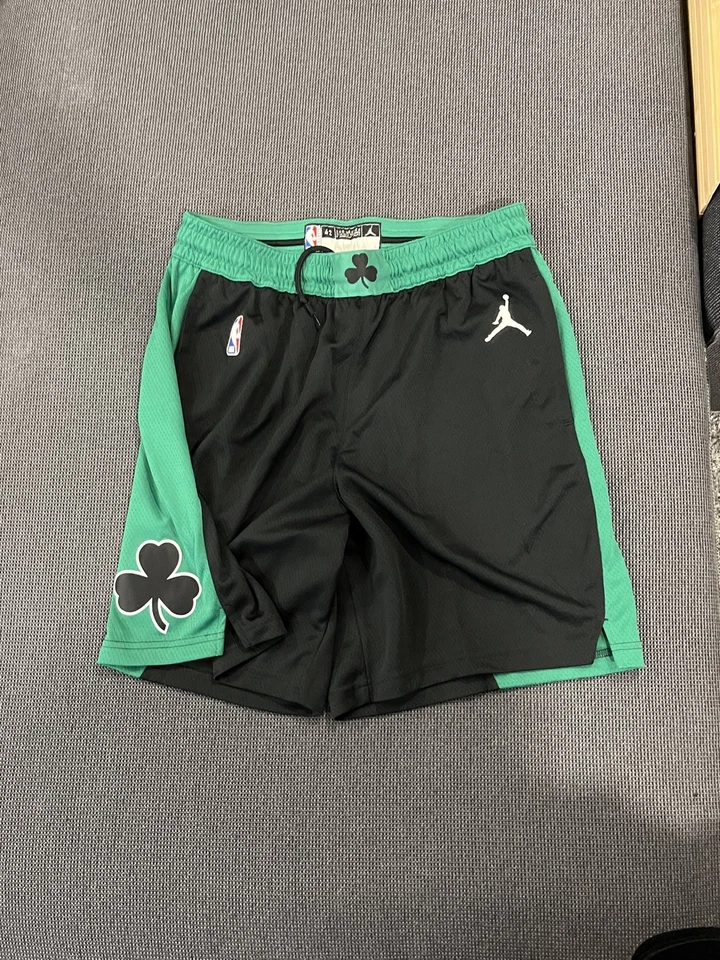 Pantalones Cortos Jordan Boston Celtics NBA Statement Edition Swingman Para Hombre XL Usados Foto 2 de 4