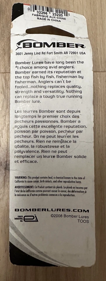 Cebo de bombardero Bonanza de colección cebo de sonajero Chartreuse trasero holograma plateado - nuevo en caja Foto 3 de 3