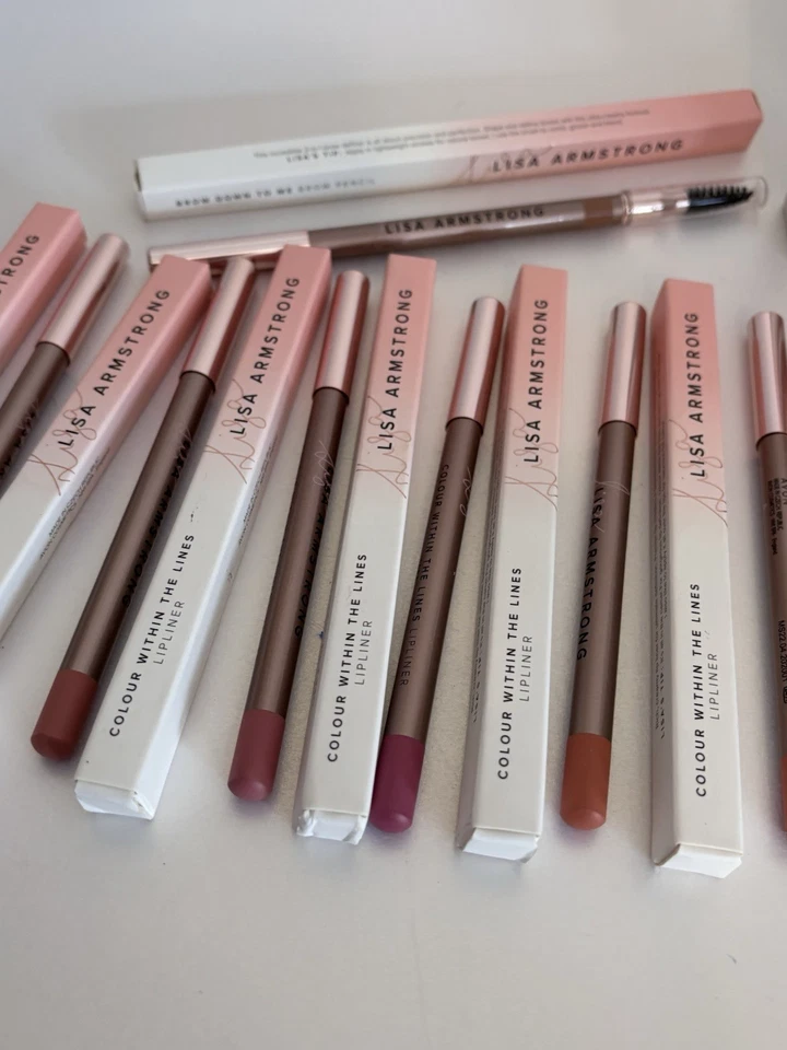 Avon Lisa Armstrong makeup bundle - all new discontinued products - 11 items - Image 3 of 4