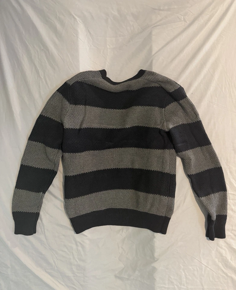 Suéter con Botones Cuello en V Negro Y Gris FRENCH CONNECTION CÁRDIGAN RAYAS - S Foto 2 de 3