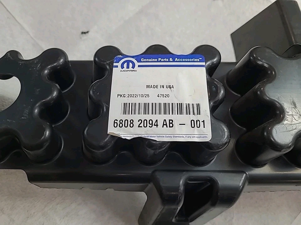 Amortiguador de energía delantero MOPAR 68082094AB - Se adapta a: Chrysler Town & Country 2011-2016 Foto 3 de 4