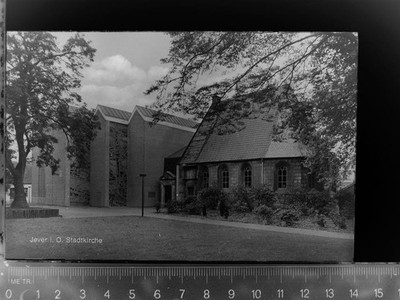 30046313 - 2942 Jever Stadtkirche