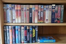 Western Kriegsfilme VHS Sammlung 34 Stück (21 Filme mit John Wayne)