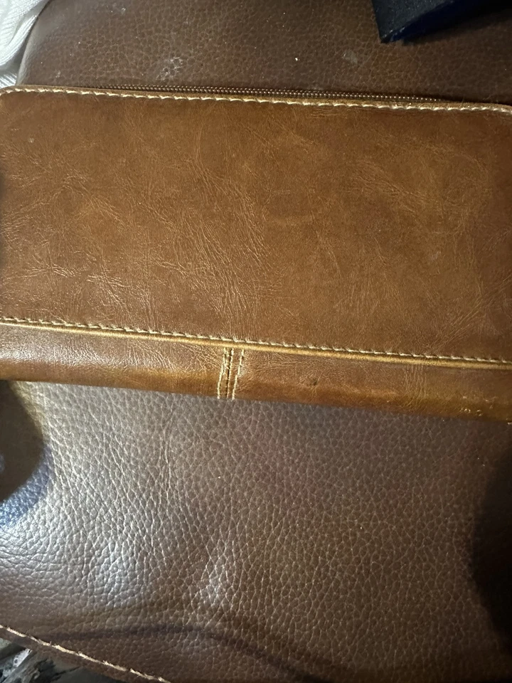 ROSETTI BROWN LEATHER ZIP AROUND WALLET Credit Cards Change - Image 2 of 4