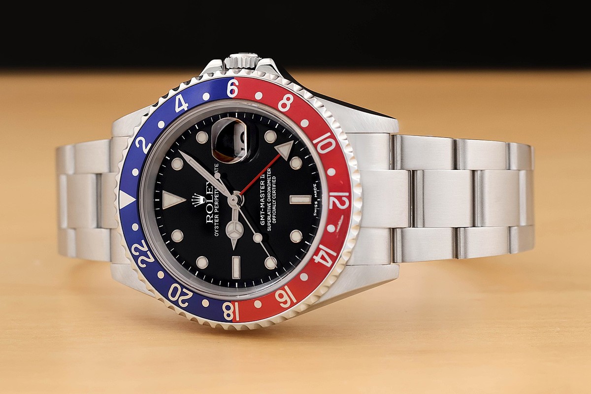 2004 PAPER ROLEX GMT MASTER II 16710T NO HOLES PEPSI BLUE RED 40MM
