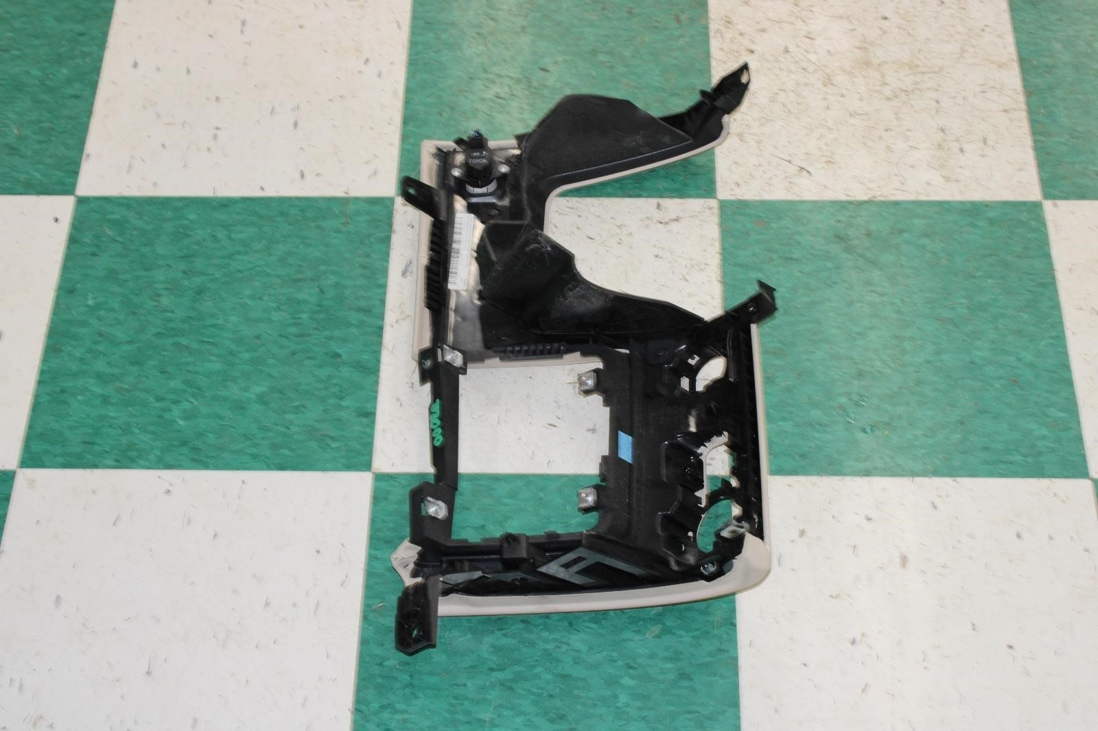 14-17 GHIBLI Tan Driver LH Lower Driver Dash Knee Bolster Trim Panel Factory OEM