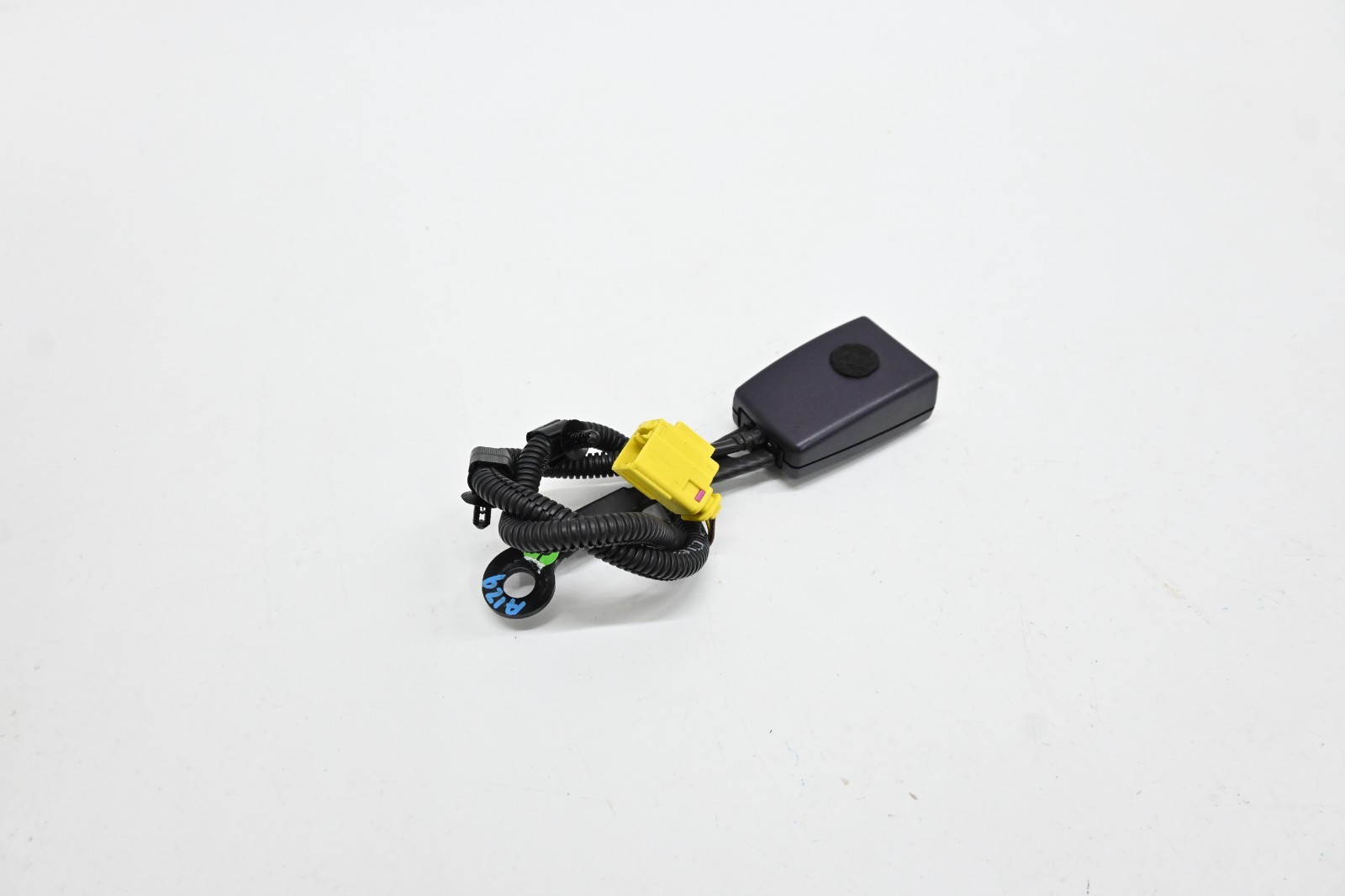 ⭐ 06-12 Bentley Continental Front Right Seat Belt Buckle Latch Receiver Oem