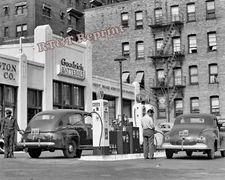 Conoco Gas Station Attendant War Rationing Photo Washington DC 1942