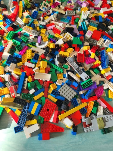 Lego originale pezzi sfusi circa Kg 3.200 migliaia di pezzi guarda foto e video - Foto 11 di 24