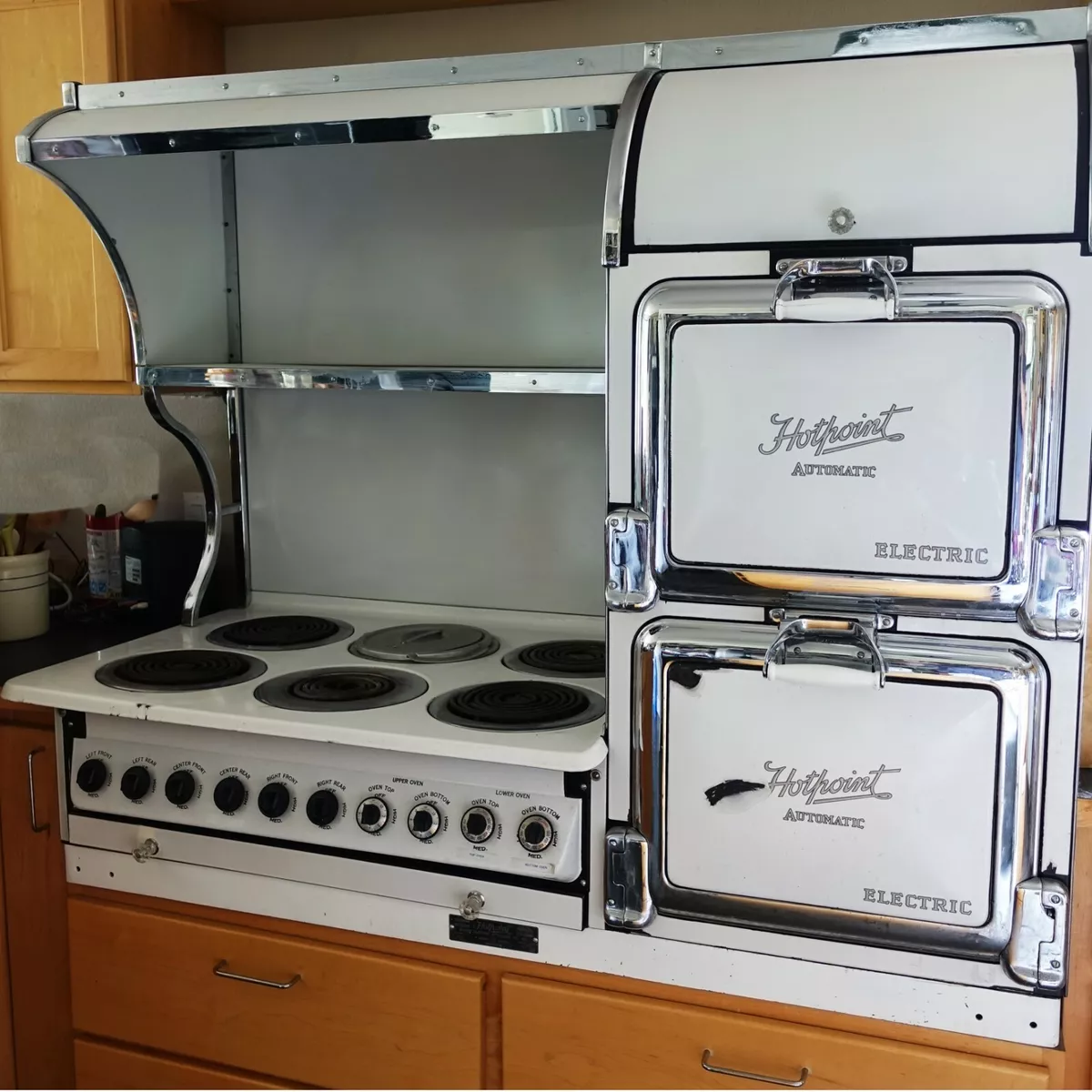 Restored Hotpoint Chef Style Range from a famous mansion and era